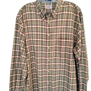 Bugle Boy Company Mens Large Plaid Button Down Shirt Green Tan No Wrinkle Cotton